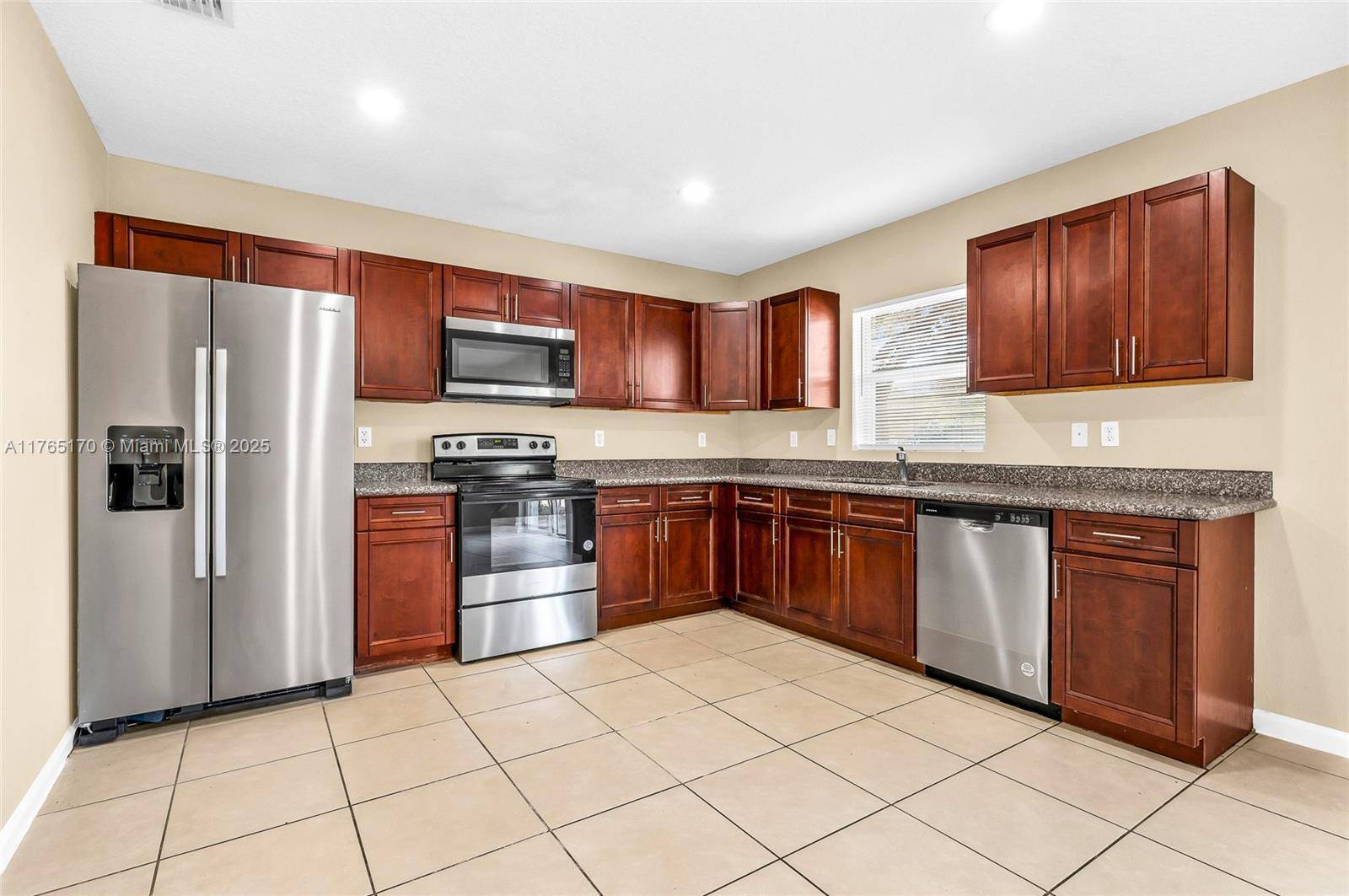 Deerfield Beach, FL 33441,961 SW 15th St