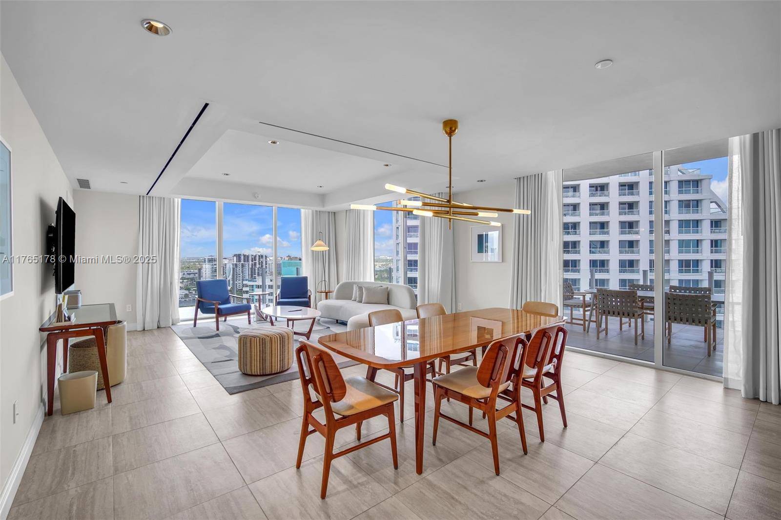 Fort Lauderdale, FL 33304,525 N Fort Lauderdale Beach Blvd #1708