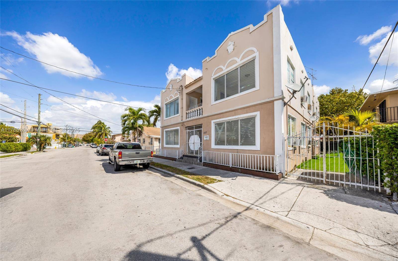 Miami, FL 33125,227 NW 13th Ave