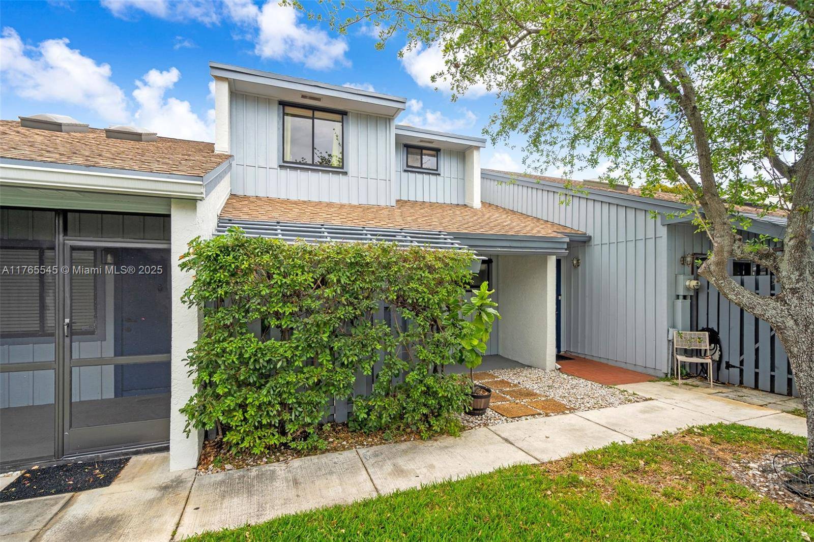 Hollywood, FL 33020,1652 N 14th Ter