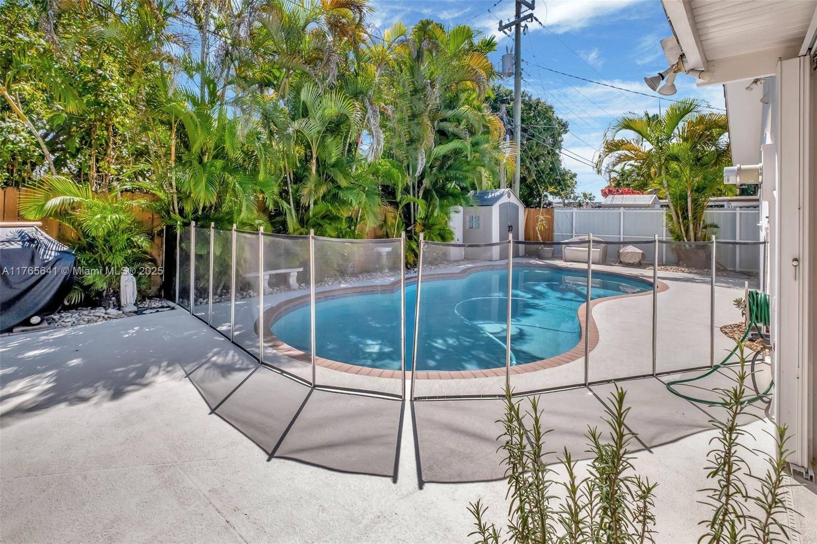 Miami, FL 33155,3825 SW 58th Ct