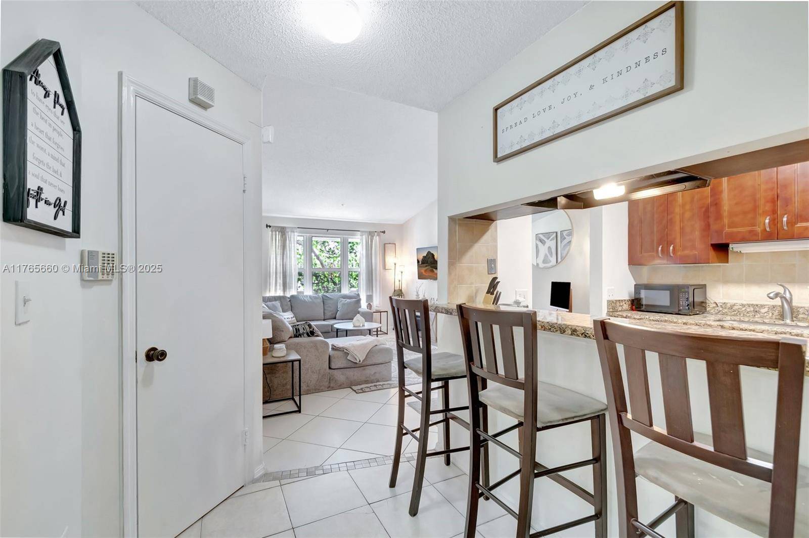 Boynton Beach, FL 33426,2307 N Congress Ave #28
