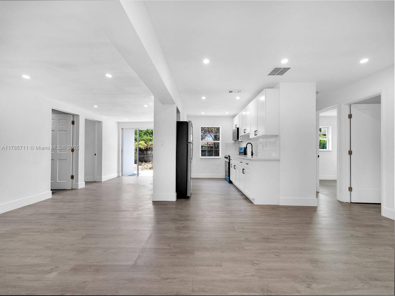 Pompano Beach, FL 33064,3050 NE 13th Ave