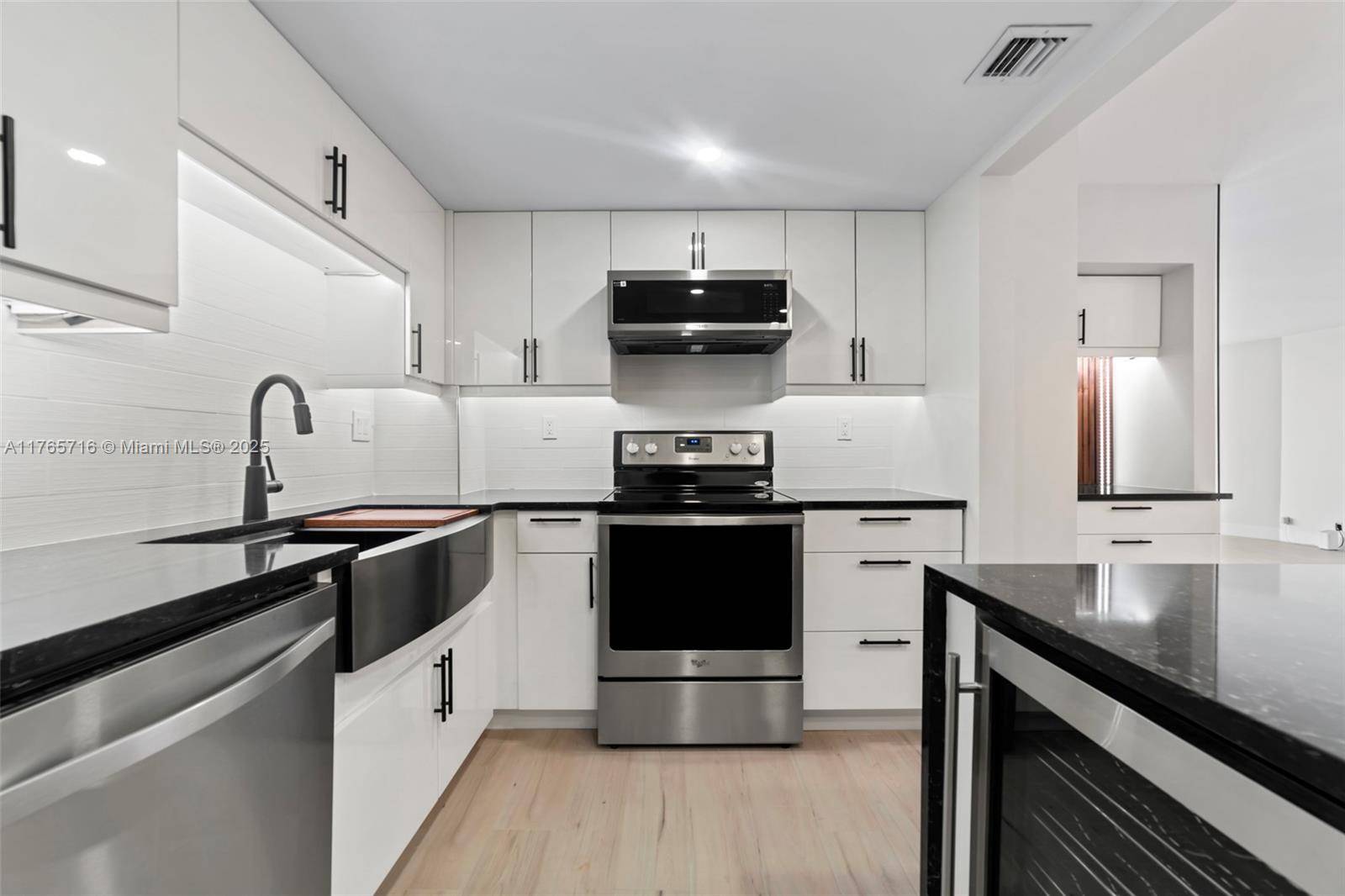 Miami, FL 33138,1000 Quayside Ter #1909