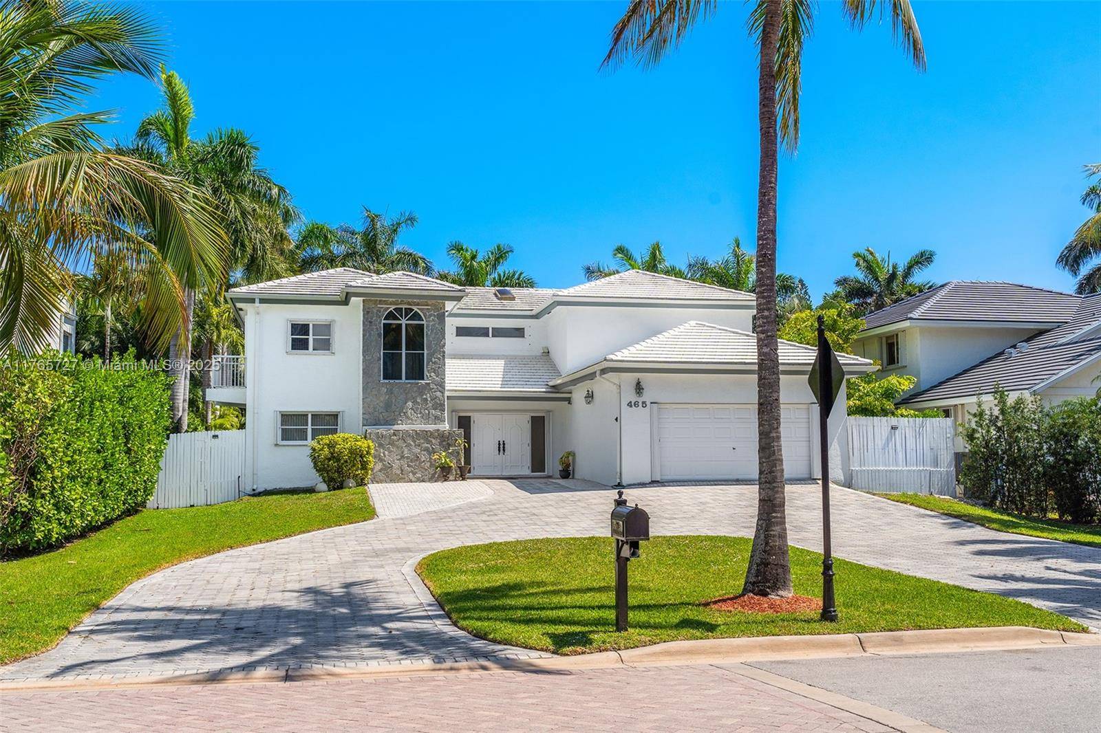 Golden Beach, FL 33160,465 Golden Beach Dr