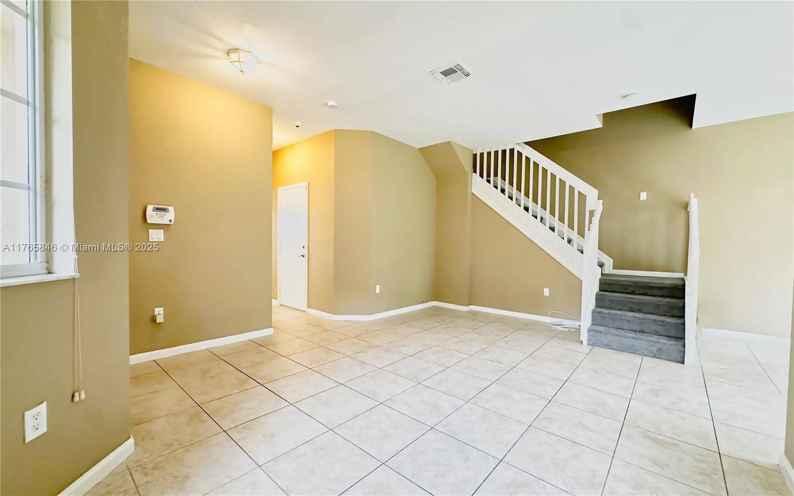 Miami Gardens, FL 33169,21007 NW 14th Pl #851