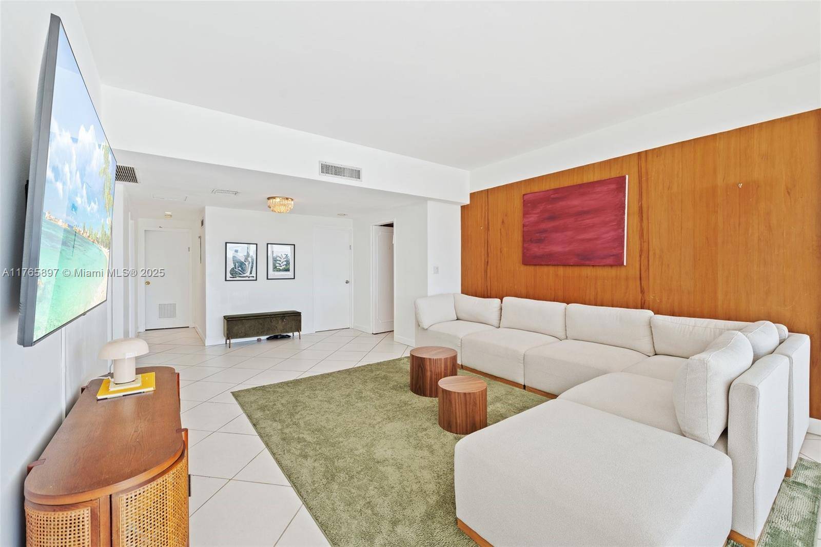 Bay Harbor Islands, FL 33154,9100 W Bay Harbor Dr #5A