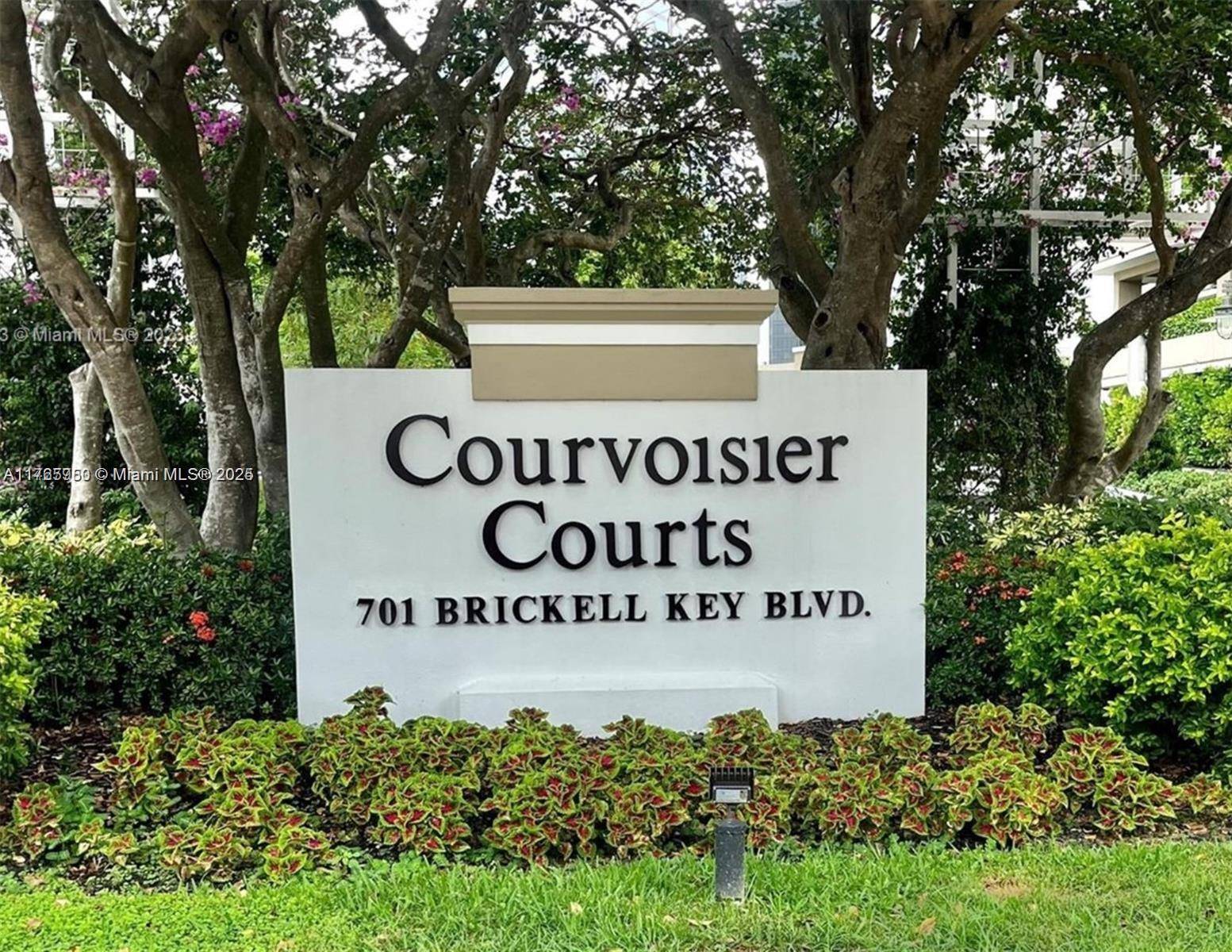 Miami, FL 33131,701 Brickell Key Blvd #CU-4