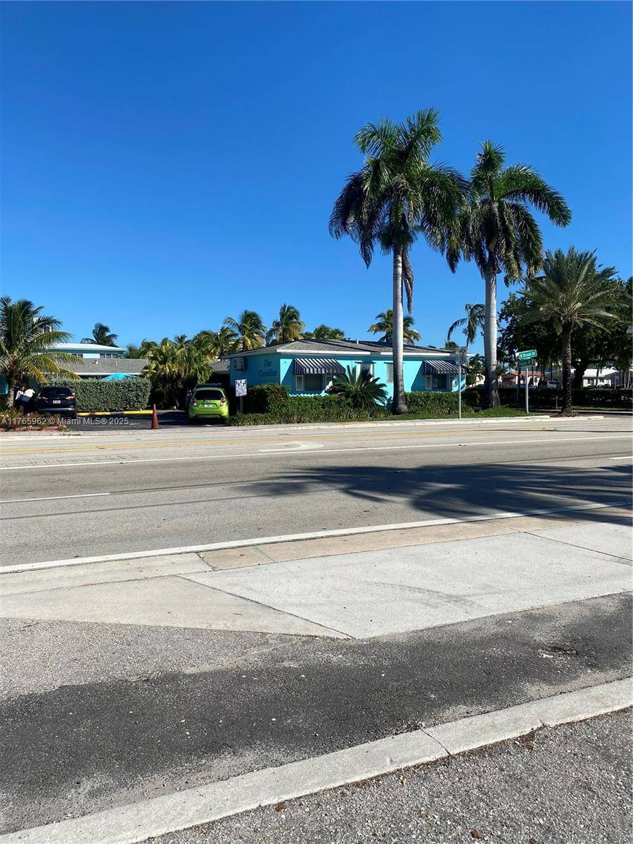 Hollywood, FL 33019,1515 N Ocean Dr