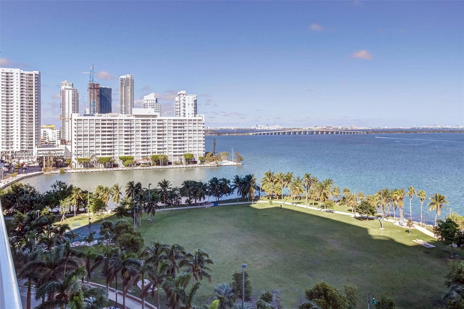Miami, FL 33132,1800 N Bayshore Dr #1411