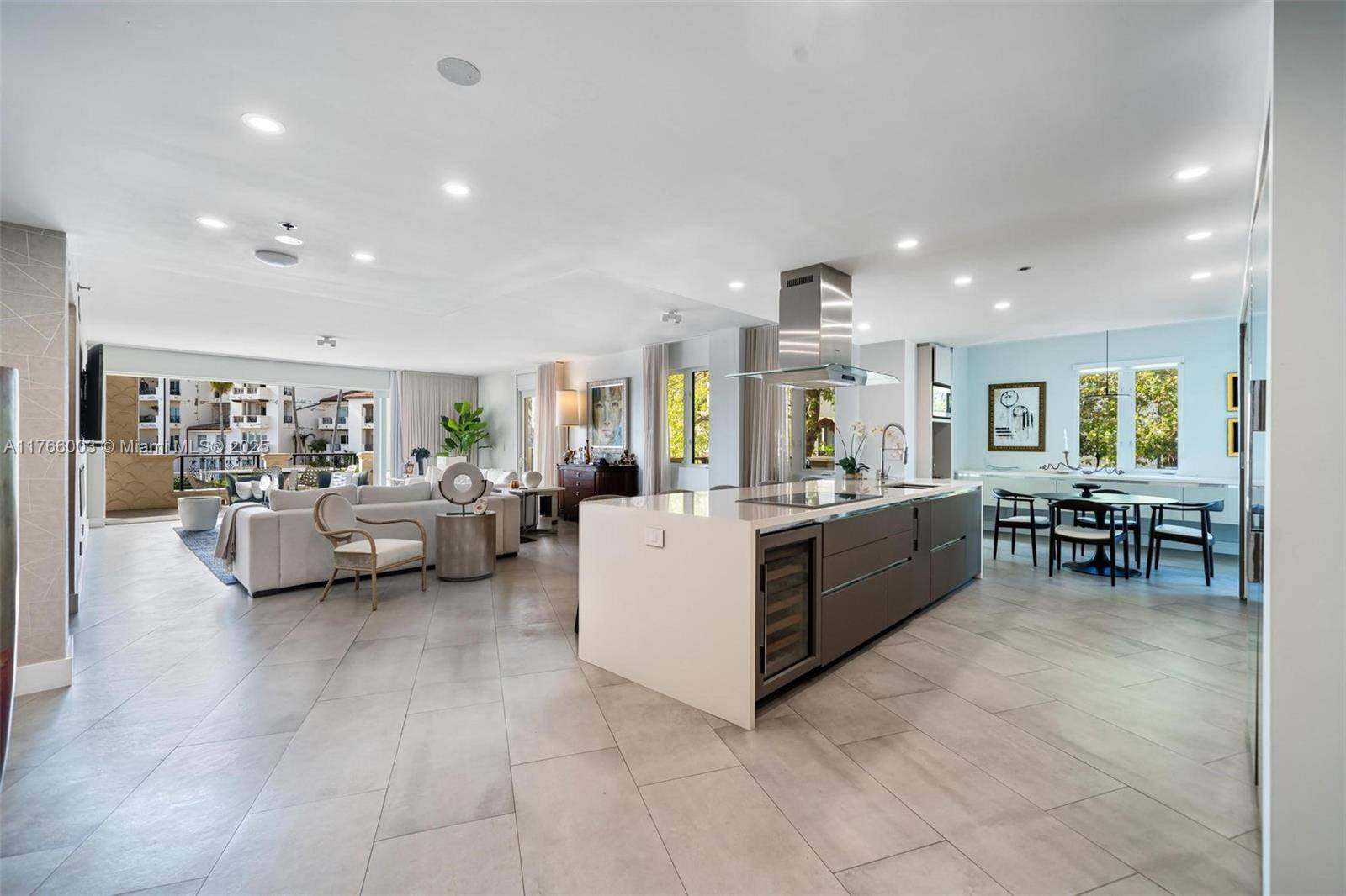 Miami Beach, FL 33109,2026 Fisher Island Dr #2026