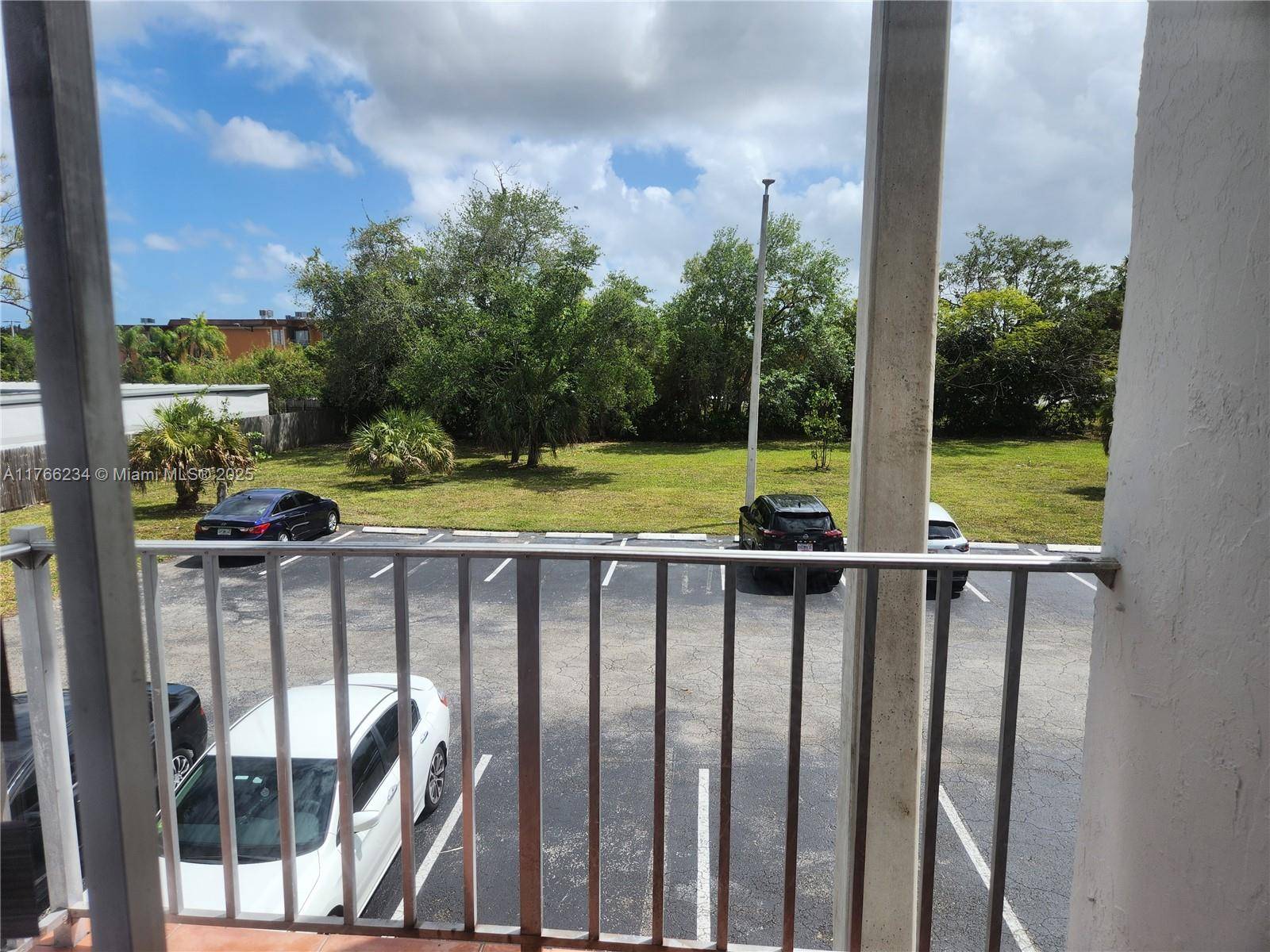 Miami, FL 33173,7245 SW 94th Pl #K7