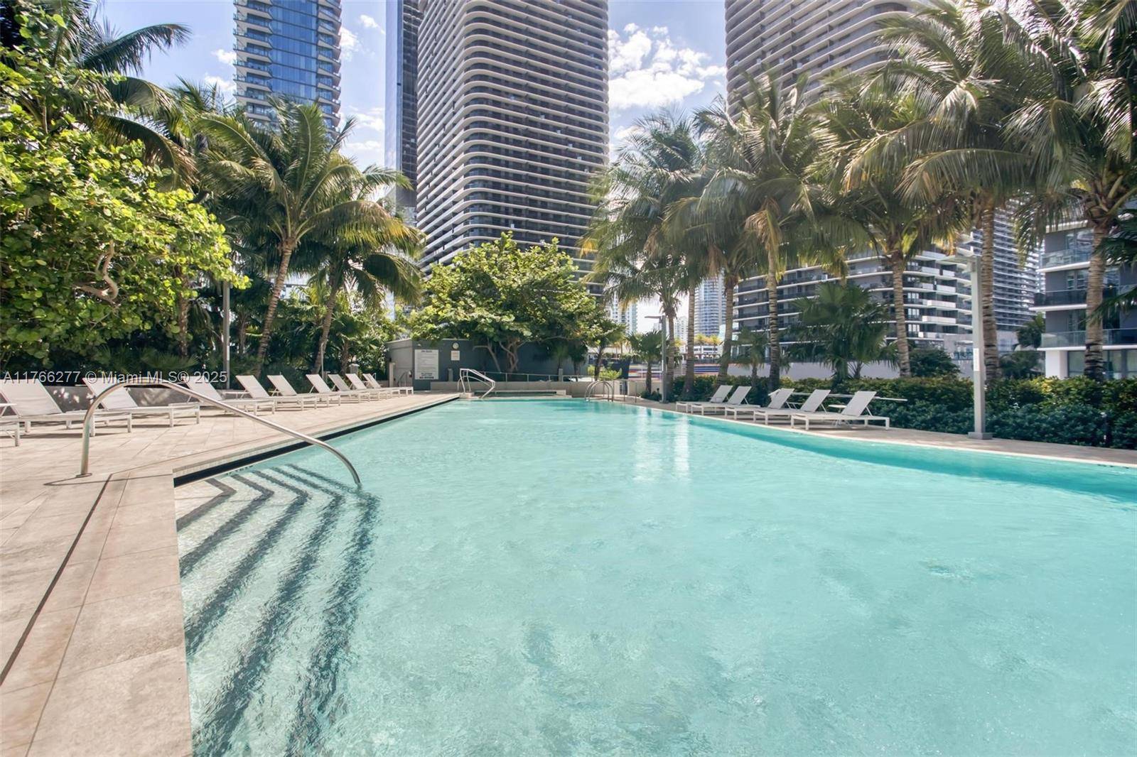 Miami, FL 33130,88 SW 7th St #709