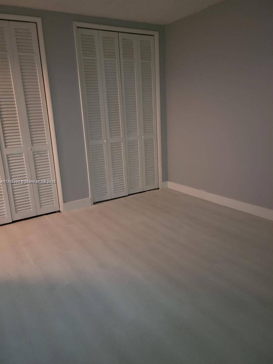 North Miami Beach, FL 33162,1430 NE 170th St #221