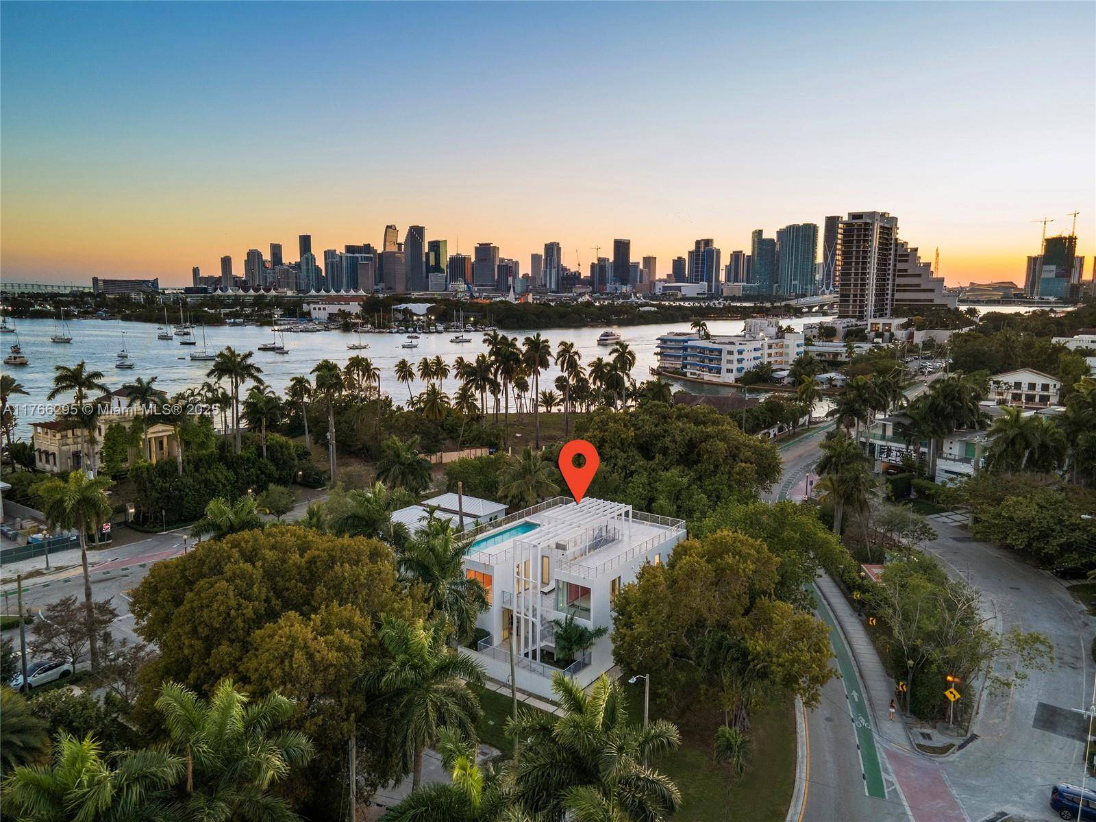 Miami, FL 33139,1250 N Venetian Way