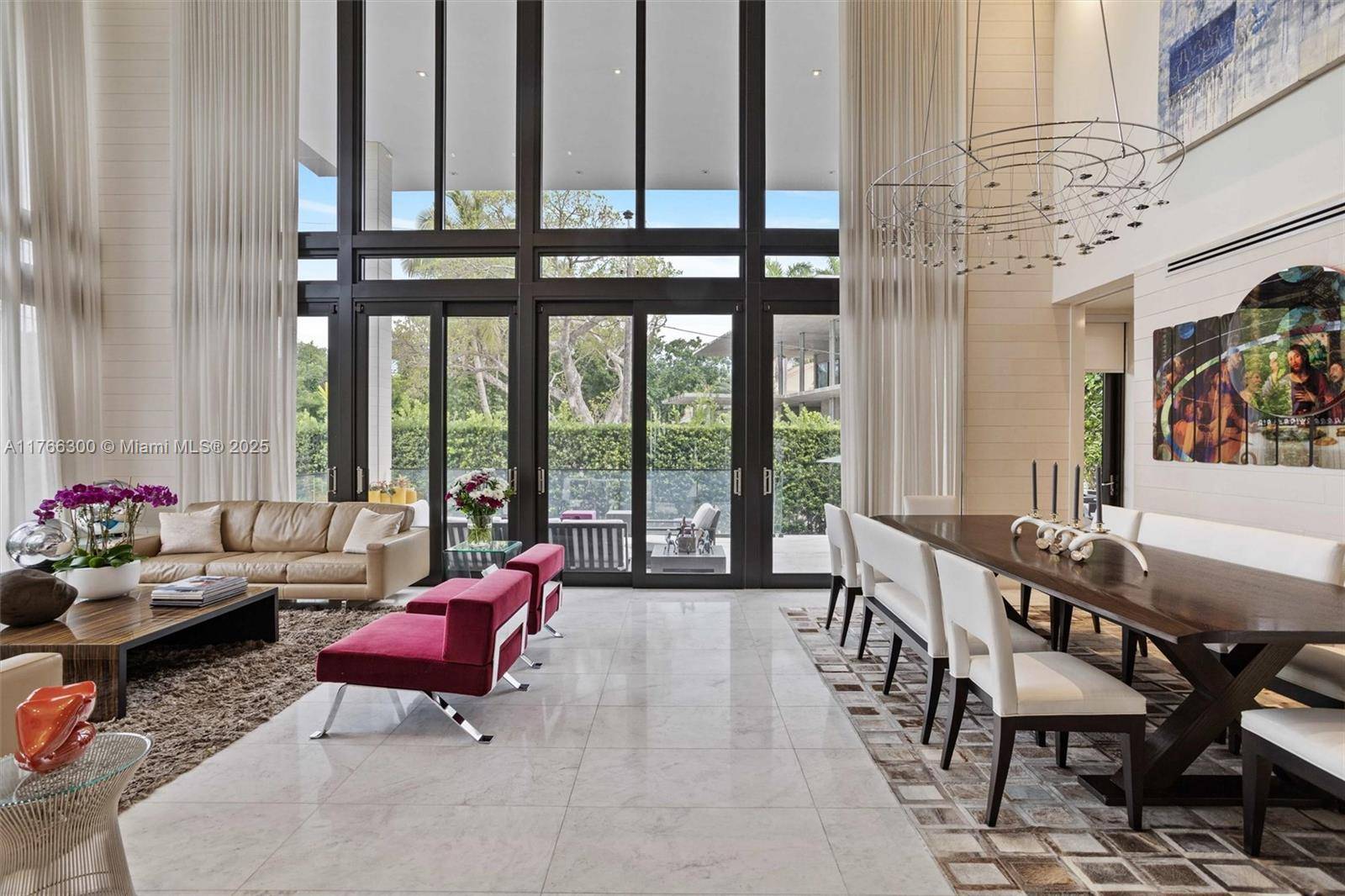 Key Biscayne, FL 33149,610 Harbor Cir