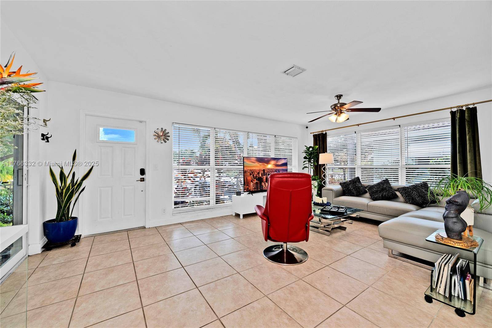 Oakland Park, FL 33334,3449 NE 17th Way
