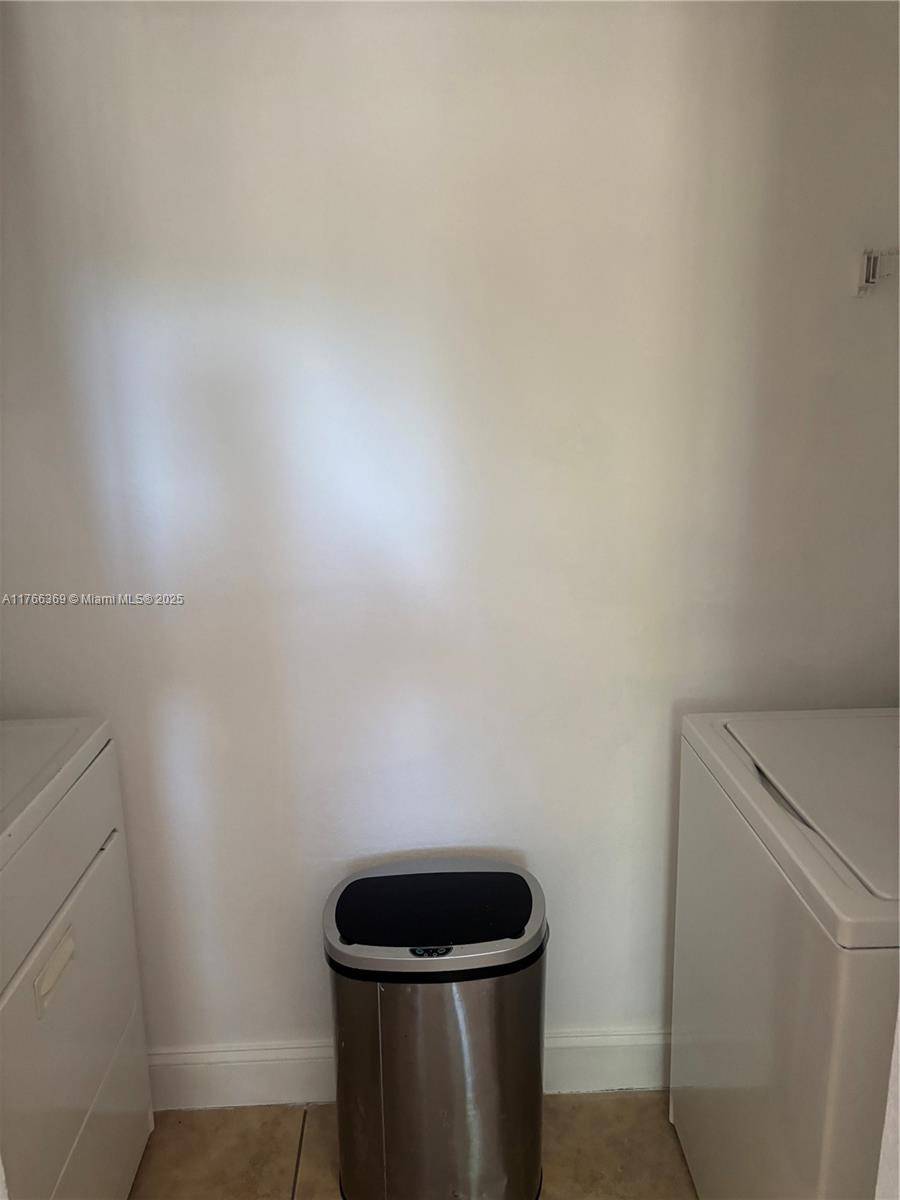 Hialeah, FL 33015,17985 NW 74th Ct #17985