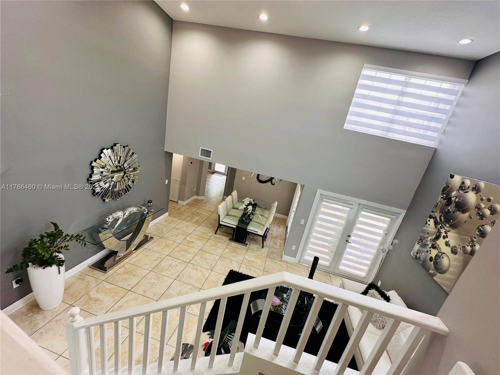 Miami, FL 33193,14820 SW 63rd St