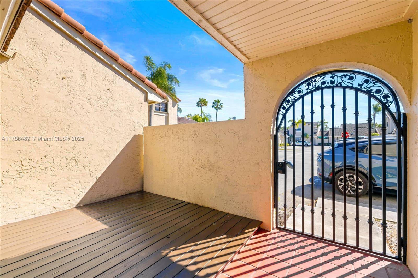 Hialeah, FL 33015,6538 NW 170th Ln #0