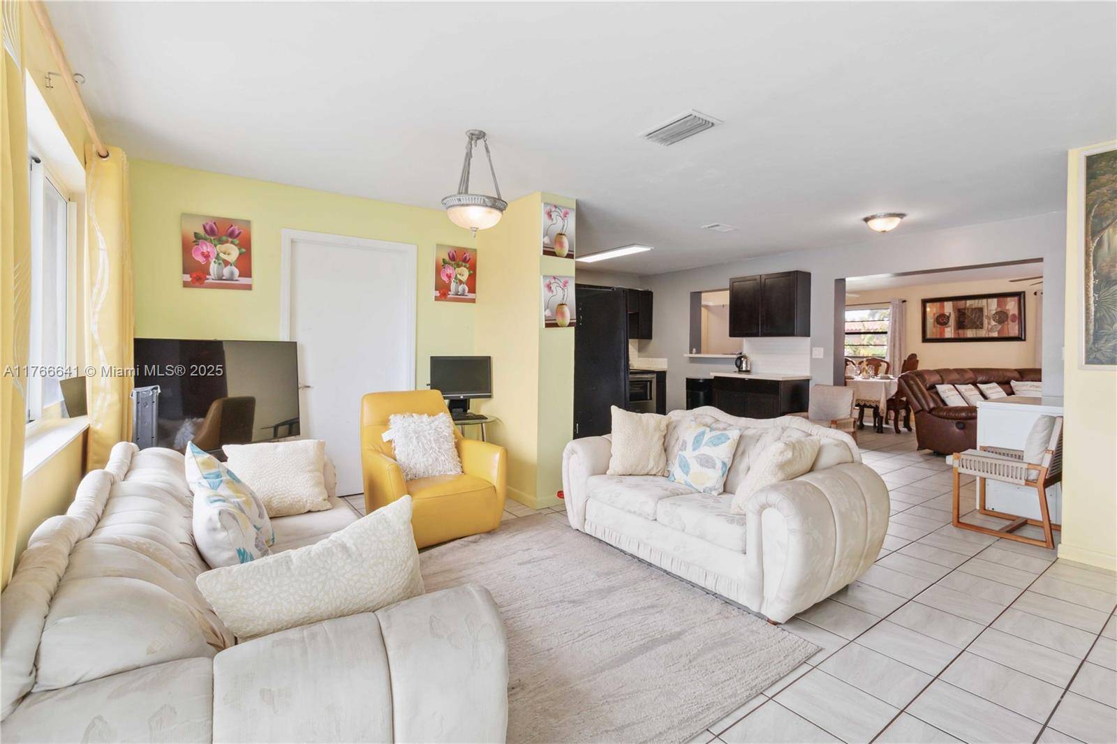 Homestead, FL 33033,14461 SW 285th St