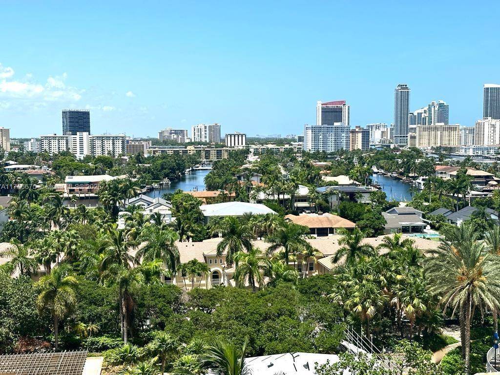 Aventura, FL 33180,21205 Yacht Club Dr #1101