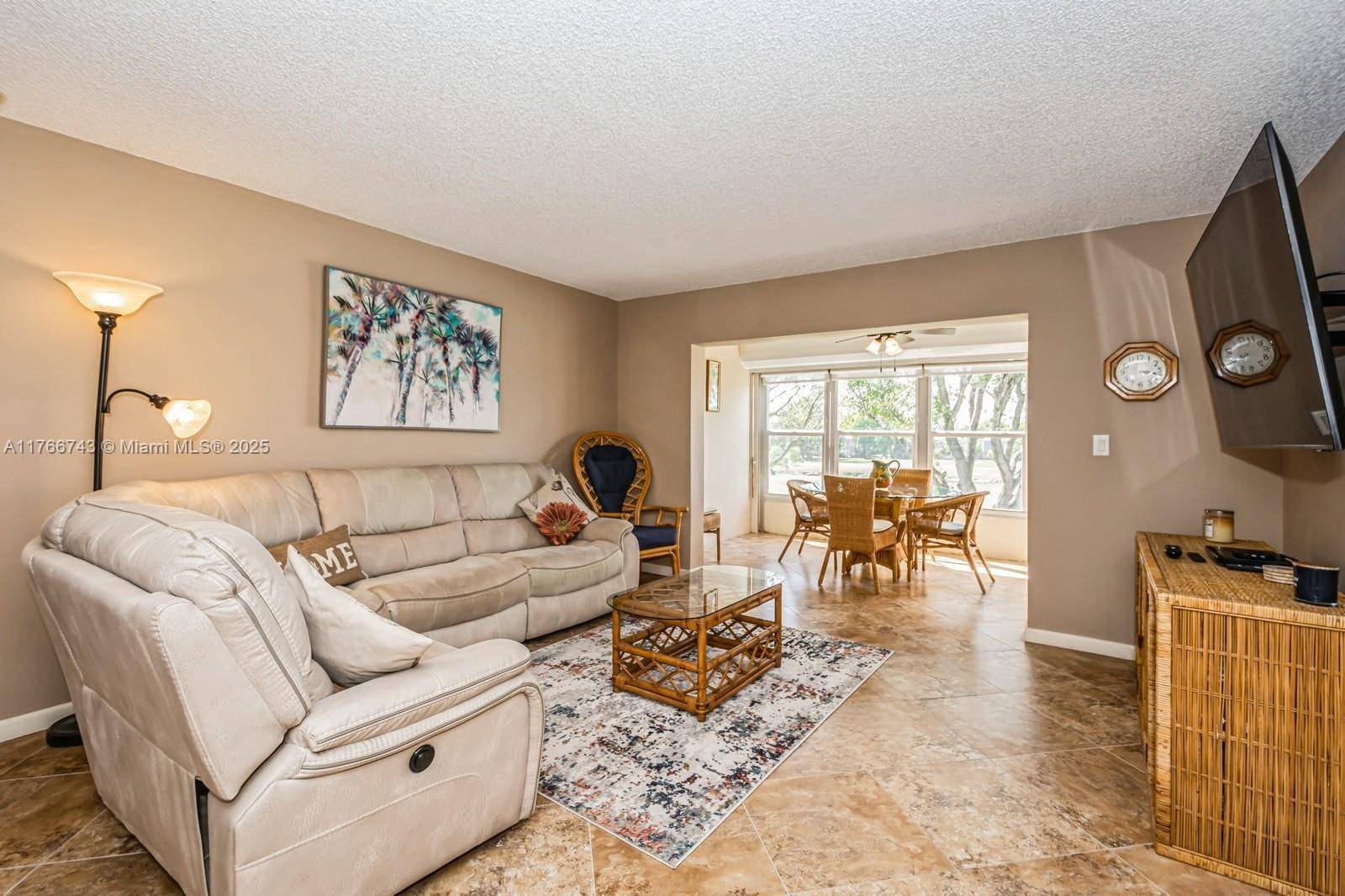 Margate, FL 33063,1045 Country Club Dr #304