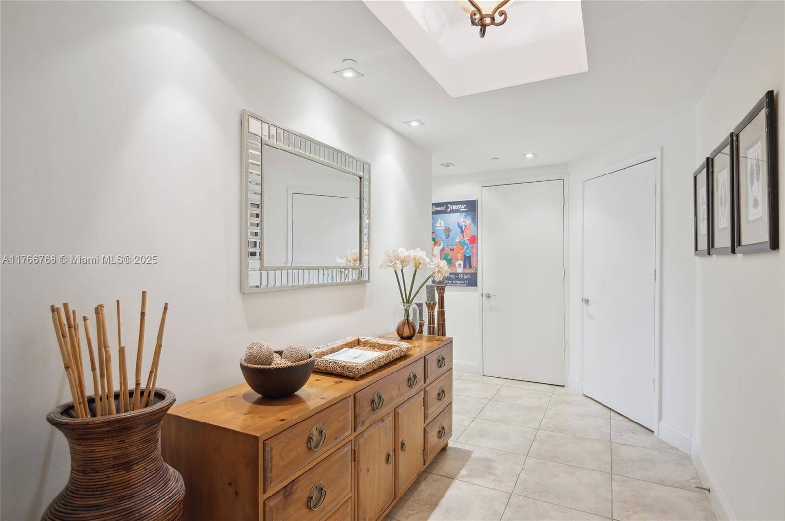 Key Biscayne, FL 33149,765 Crandon Blvd #111