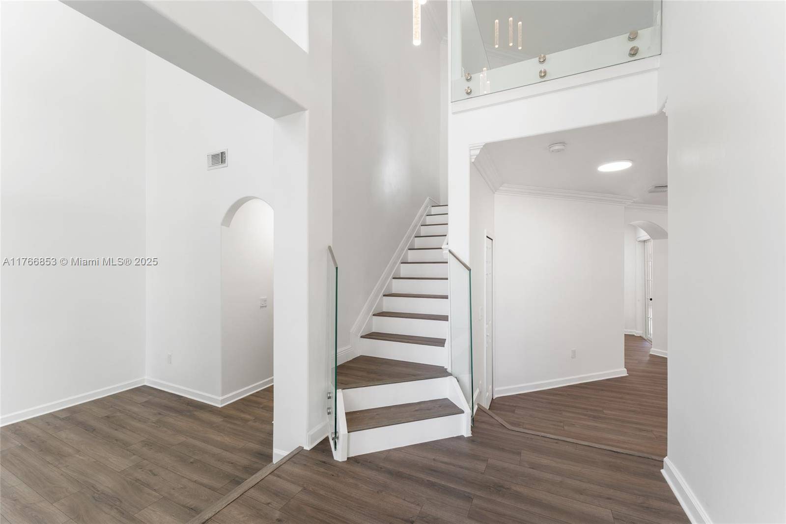 Miami, FL 33177,14024 SW 154th St #14024