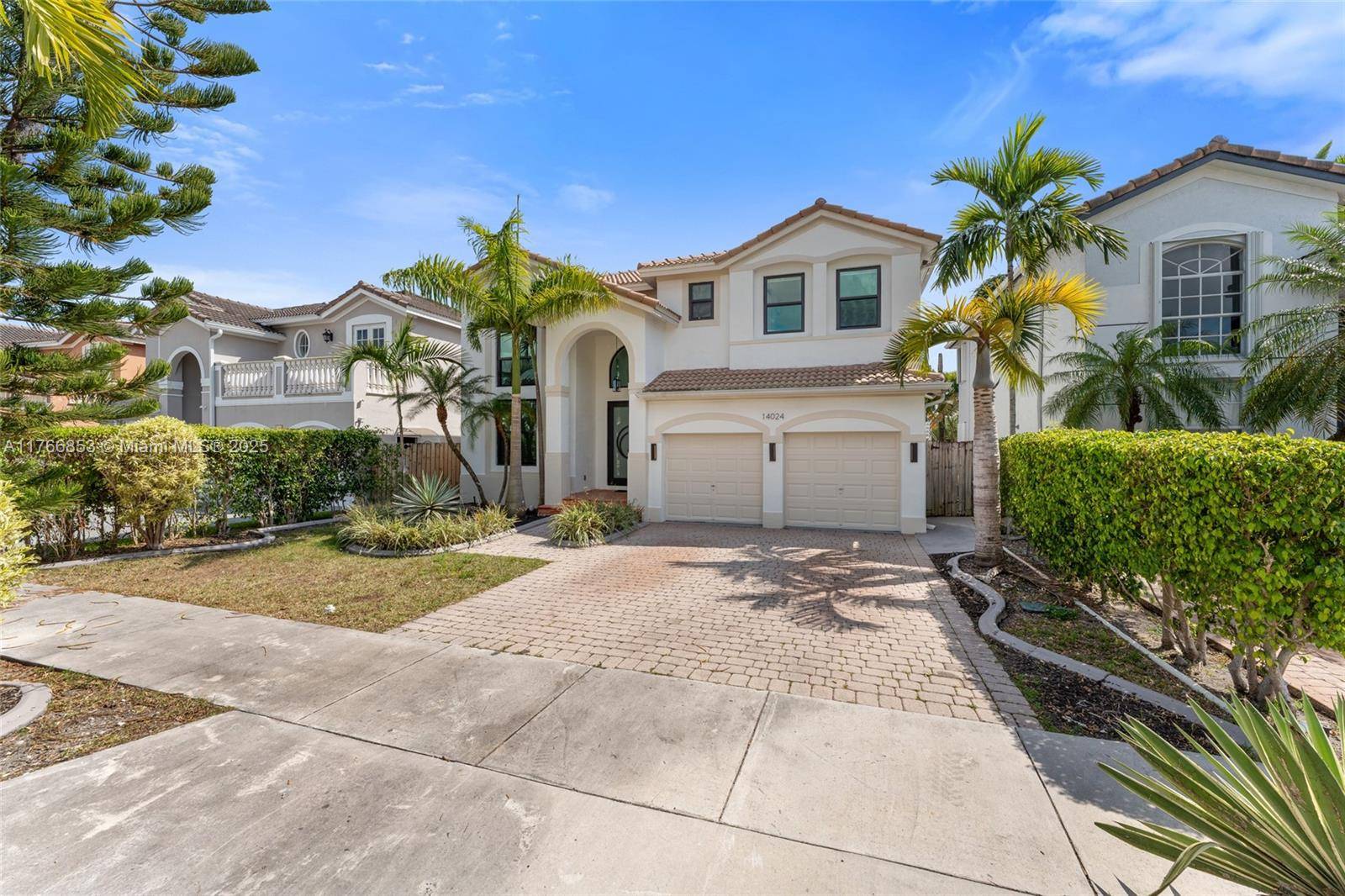 Miami, FL 33177,14024 SW 154th St #14024