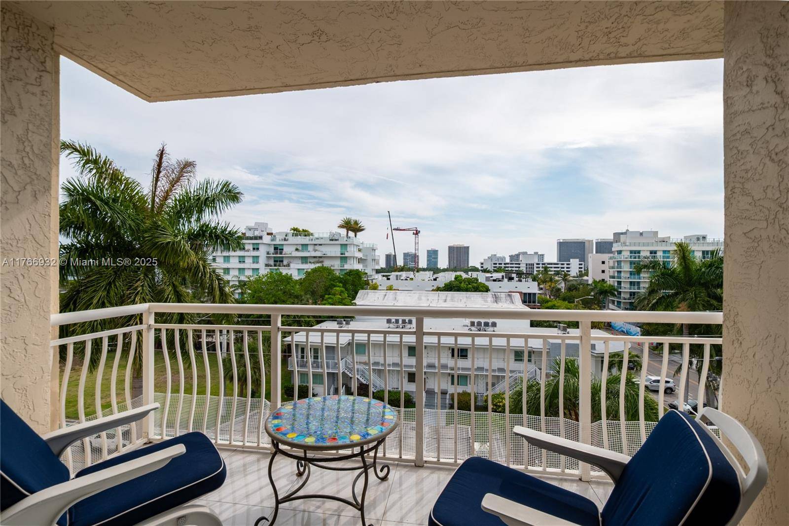 Bay Harbor Islands, FL 33154,10140 W Bay Harbor Dr #502B