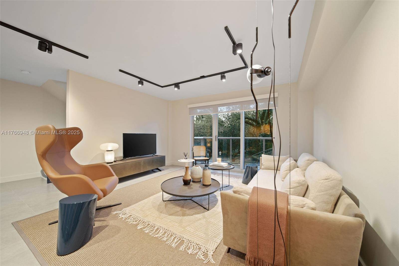 Miami Beach, FL 33139,1500 Bay Rd #T-1430