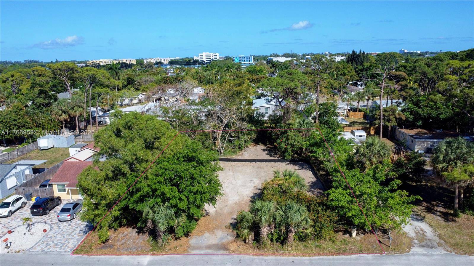 Lake Worth, FL 33461,814 State St