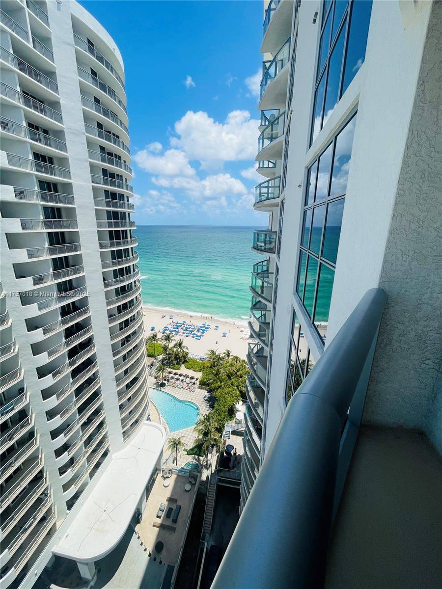 Sunny Isles Beach, FL 33160,17315 Collins Ave #2007