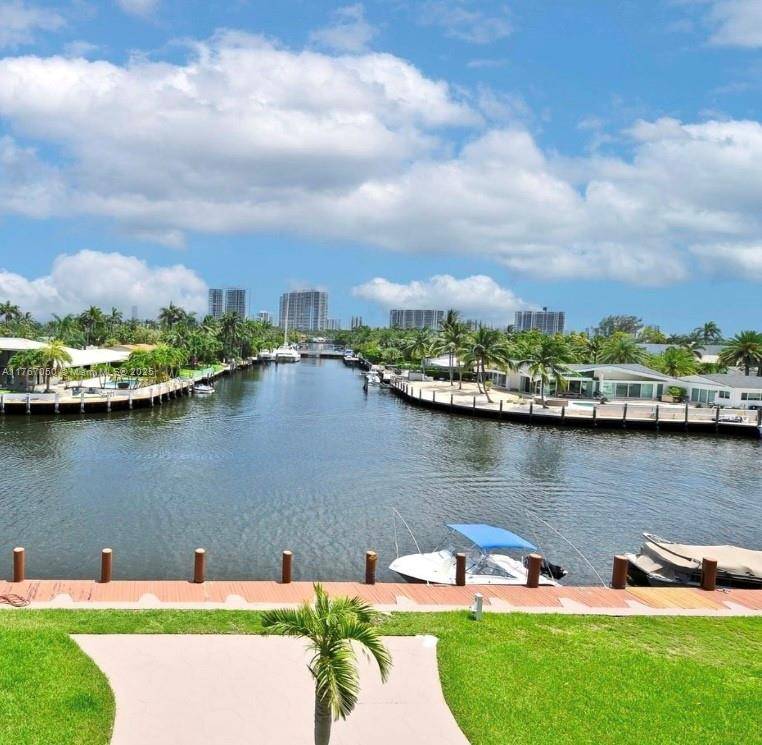 Hallandale Beach, FL 33009,301 Golden Isles Dr #203