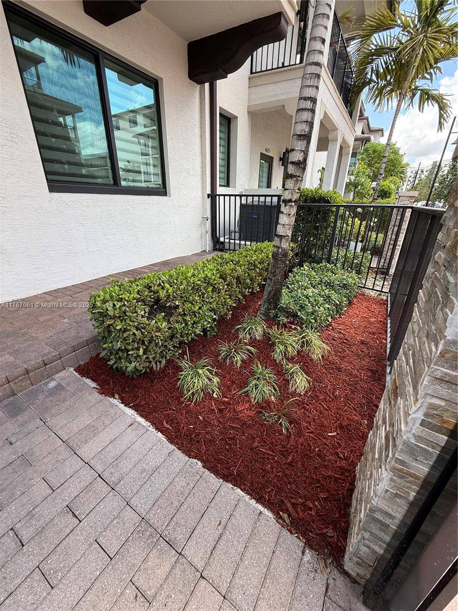 Doral, FL 33166,4679 NW 84th Ave #0