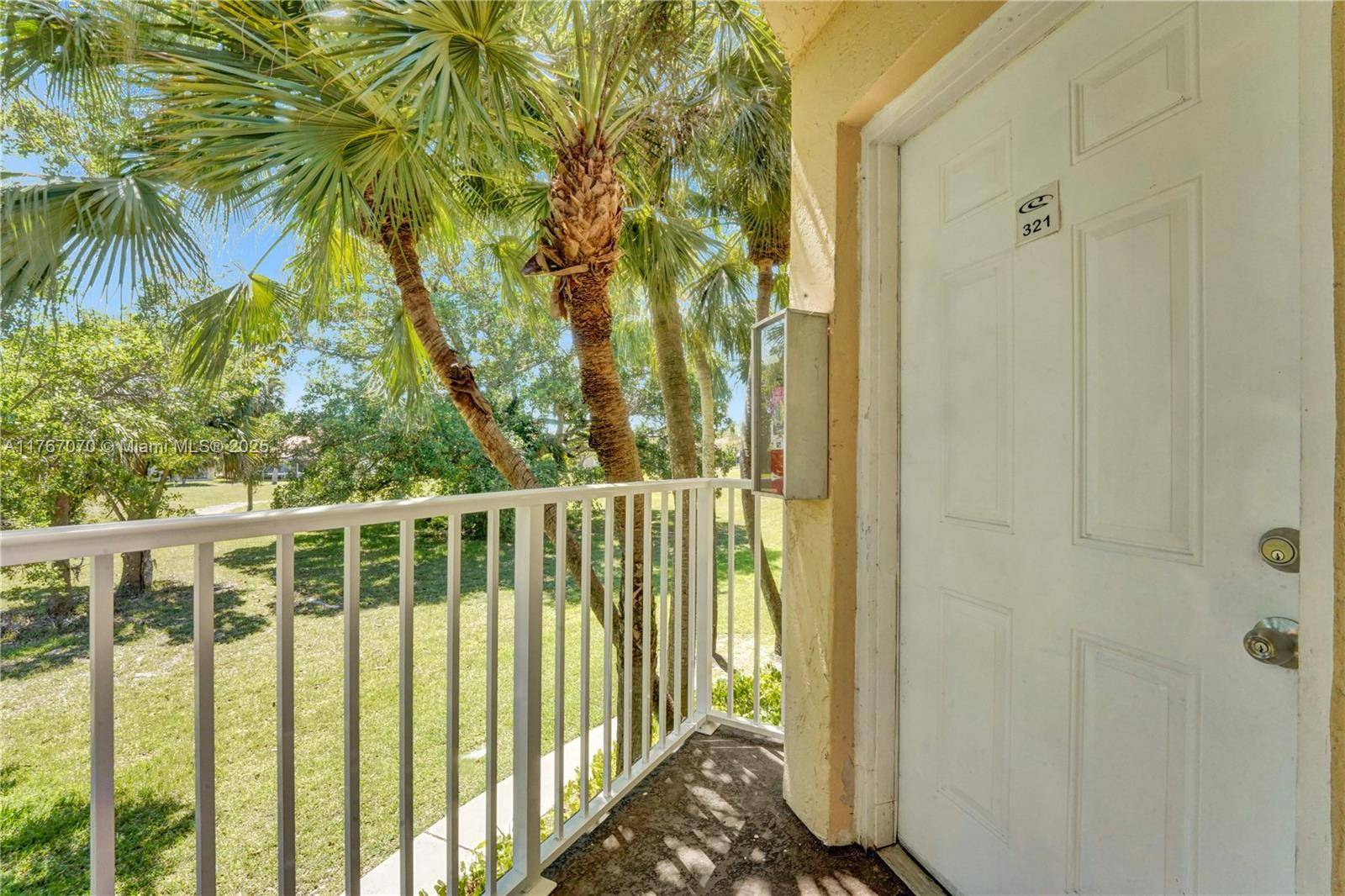 Margate, FL 33063,3460 N Pinewalk Dr N #321