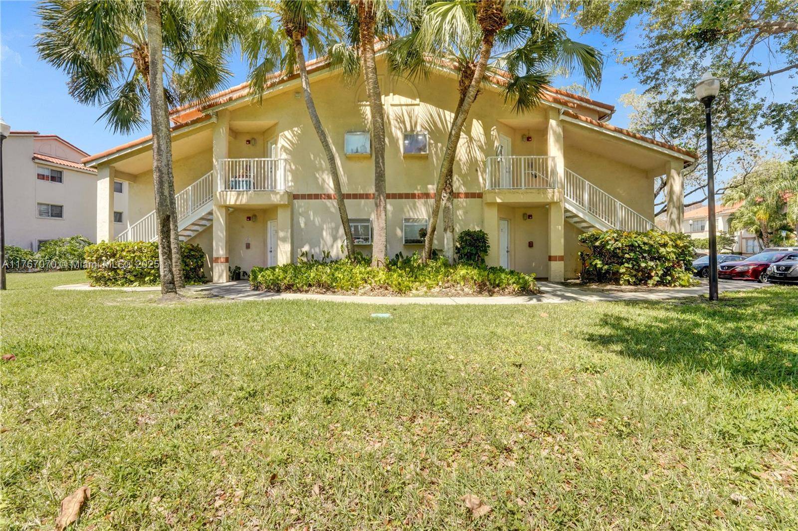 Margate, FL 33063,3460 N Pinewalk Dr N #321