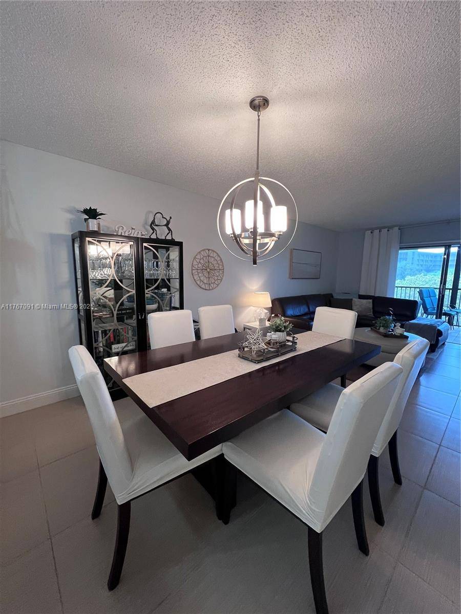 Pompano Beach, FL 33069,2240 N Cypress Bend Dr #506