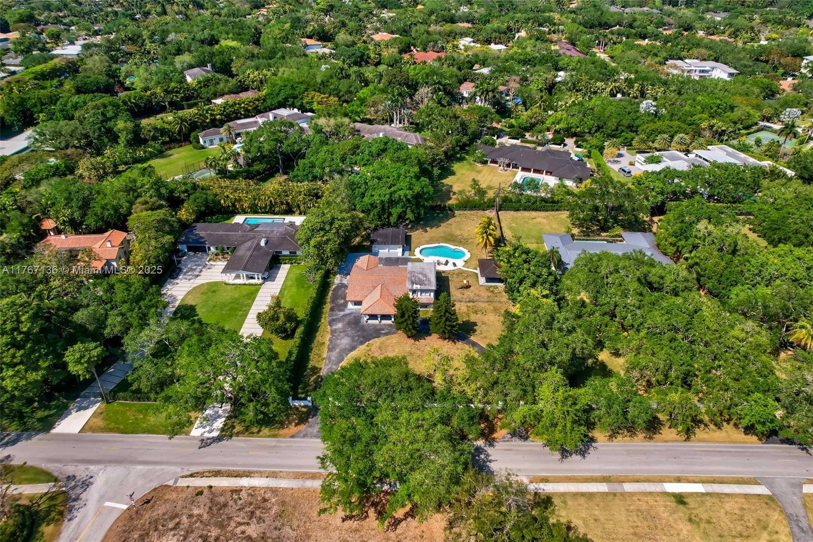 Pinecrest, FL 33156,6835 SW 112th St