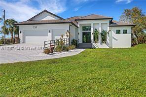 Naples, FL 34117,739 SW 23rd st