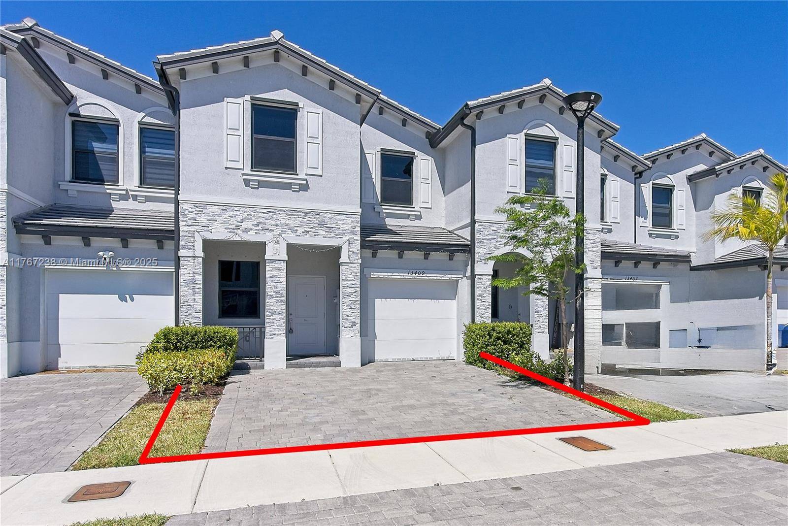 Homestead, FL 33033,13409 SW 287th St