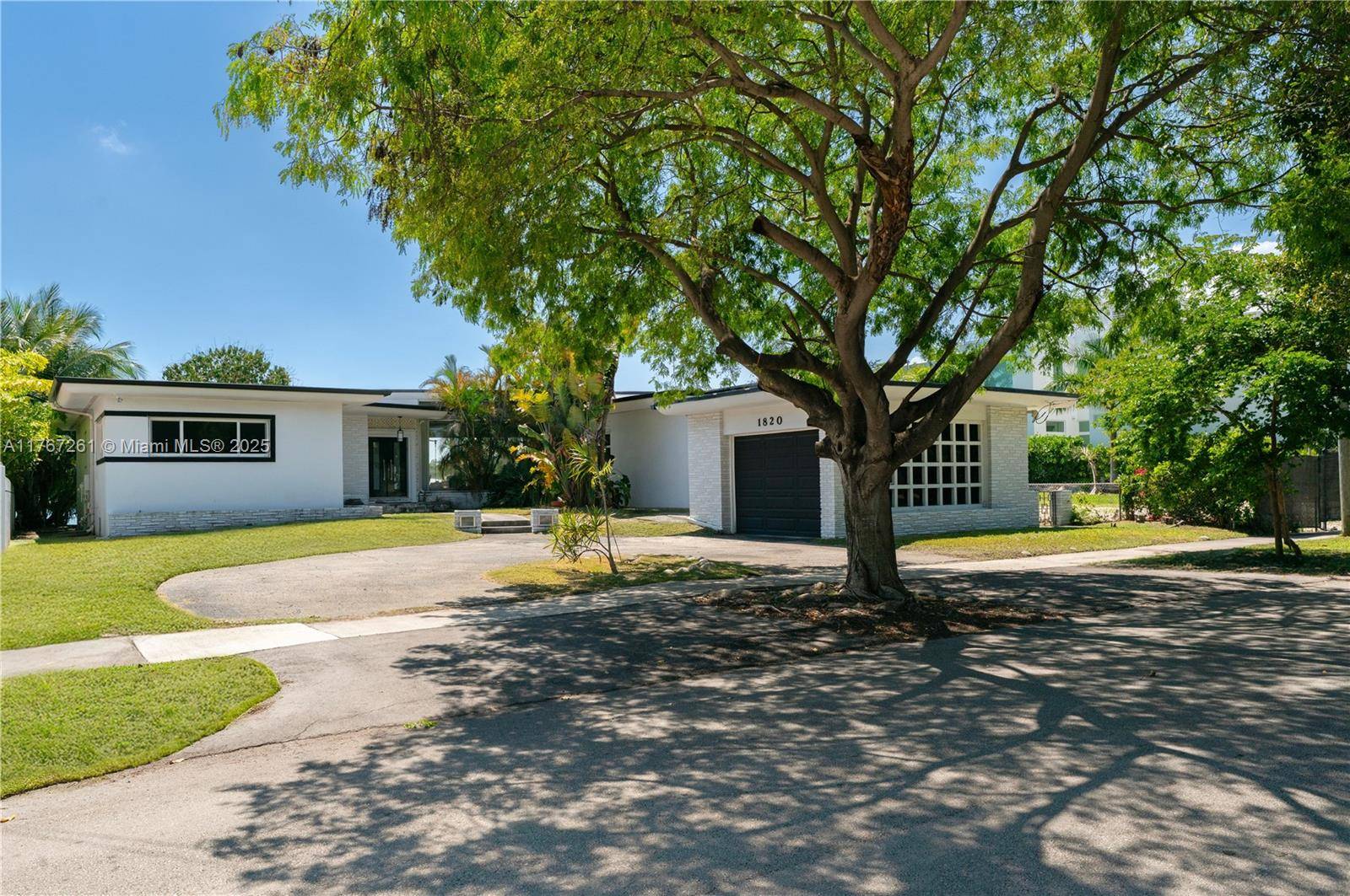 Miami Beach, FL 33141,1820 Daytonia Rd