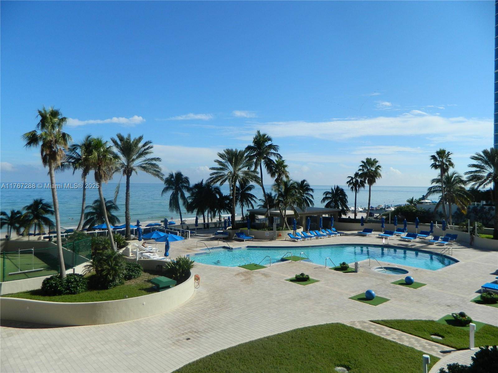 Sunny Isles Beach, FL 33160,17555 Collins Ave #406