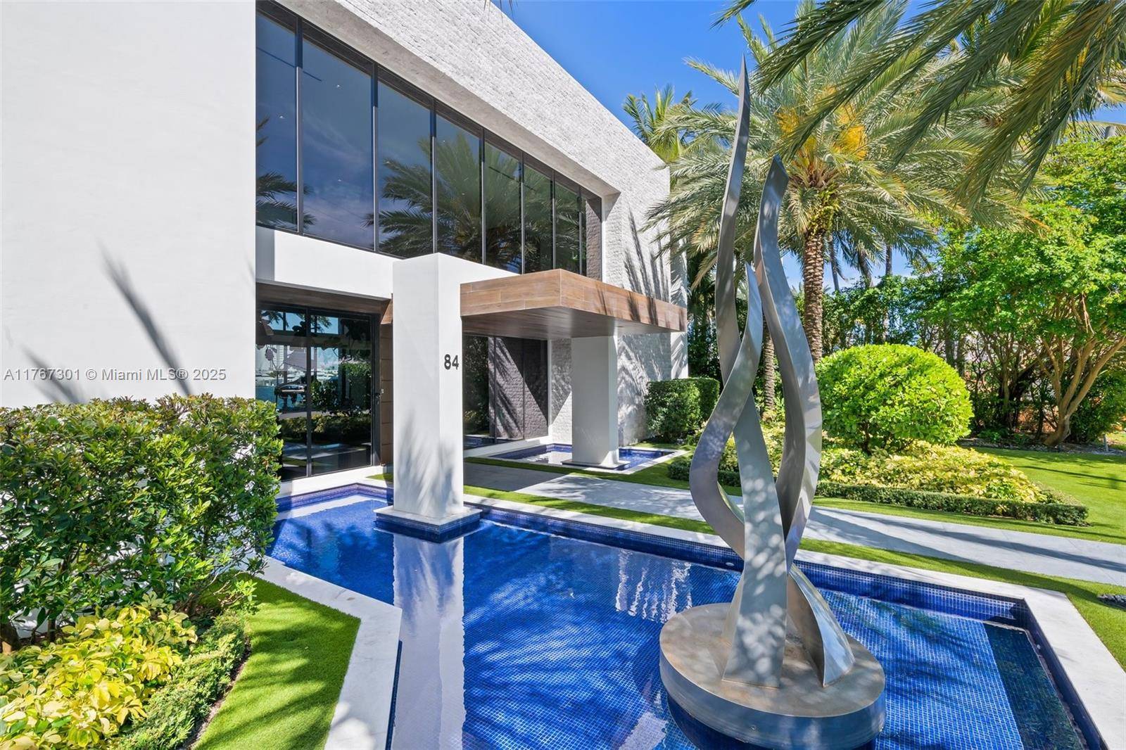 Fort Lauderdale, FL 33316,84 Isla Bahia Dr