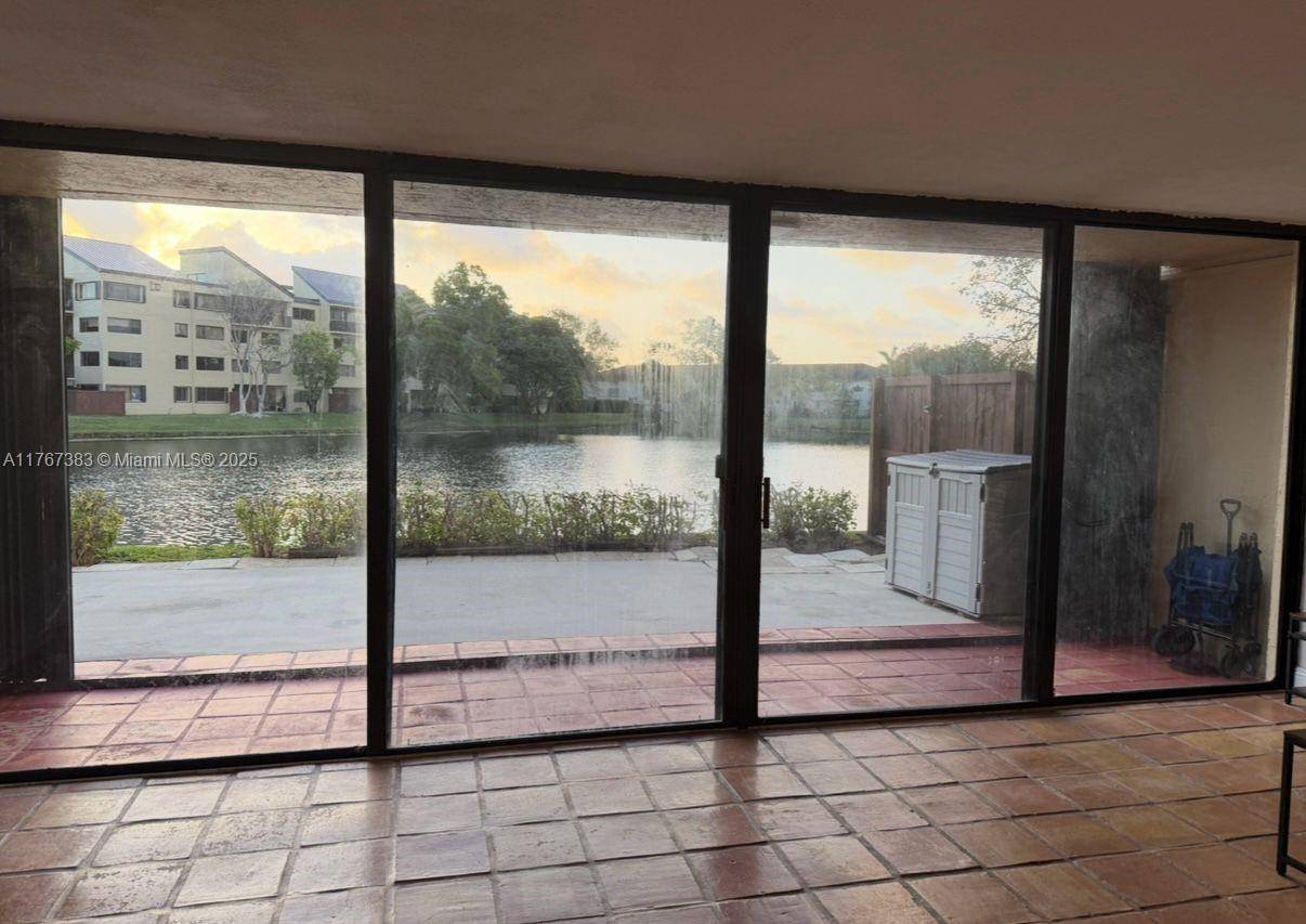 Miami, FL 33173,6601 SW 116th Ct #107