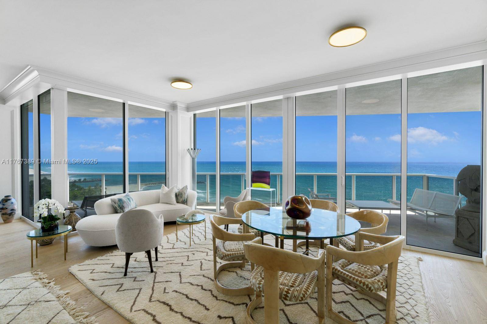 Bal Harbour, FL 33154,10225 Collins Ave #901