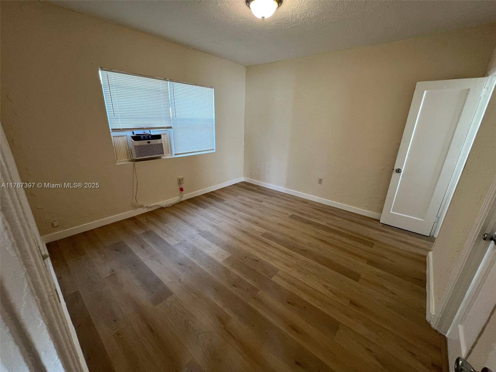 Miami, FL 33138,632 NE 85th St #16
