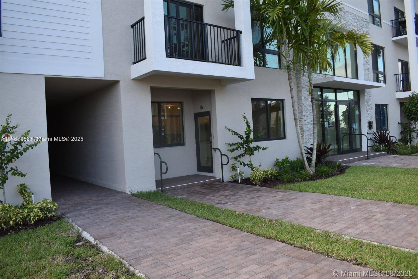 Doral, FL 33166,4640 NW 84th Ave #16