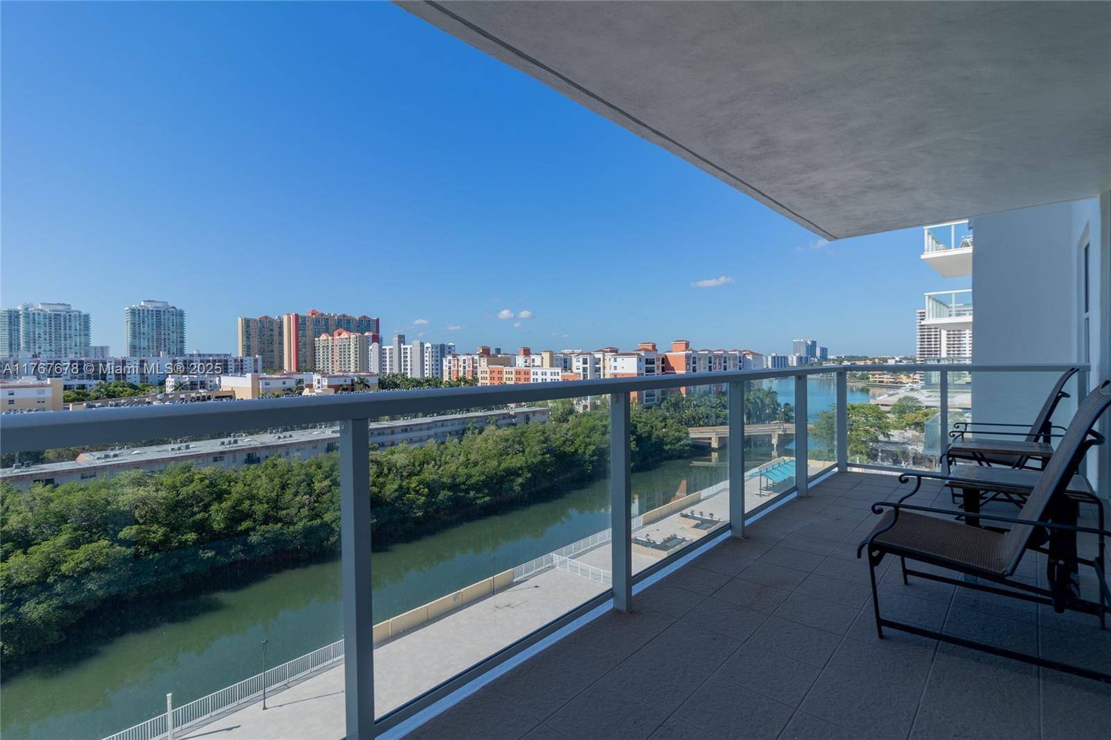 Sunny Isles Beach, FL 33160,230 174th St #1015